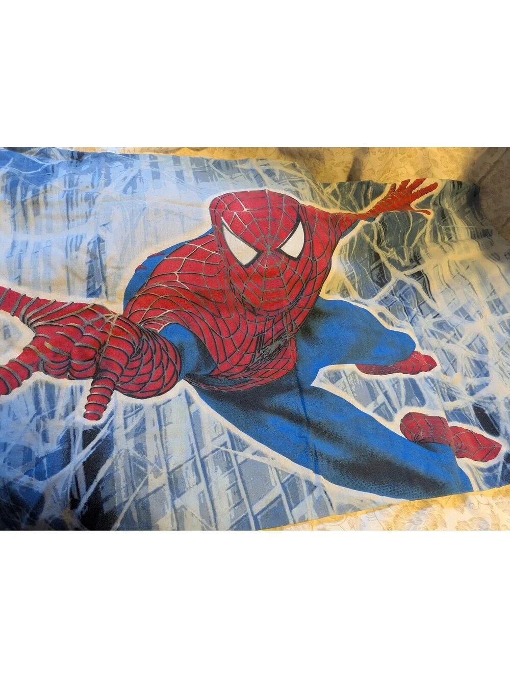 Spider-Man 3 Themed twin Bed Sheet and pillow case bundle